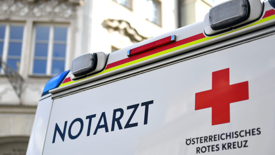 Drei Verletzte bei Kollision auf der B100 in Görtschach