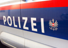 Öffentlichkeitsfahndung nach Angriff und Raub in Innsbruck