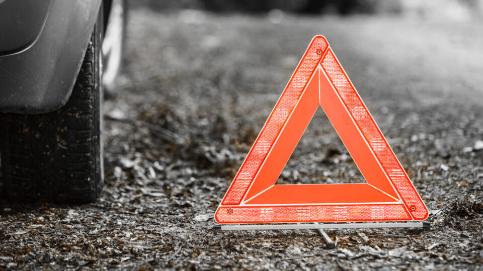 Mopedlenker bei Auffahrunfall auf der B303 in Grabern schwer verletzt